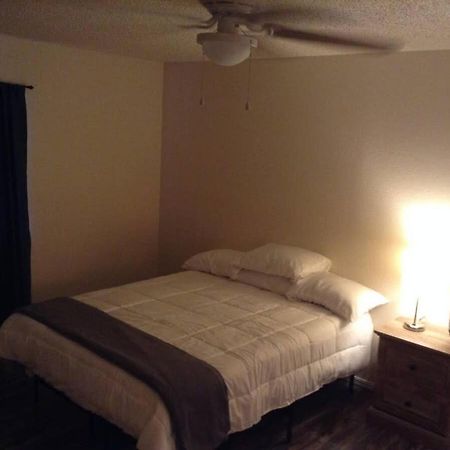 1 Bedroom Apartment For You! Next To Fort Sill ลอว์ตัน ภายนอก รูปภาพ