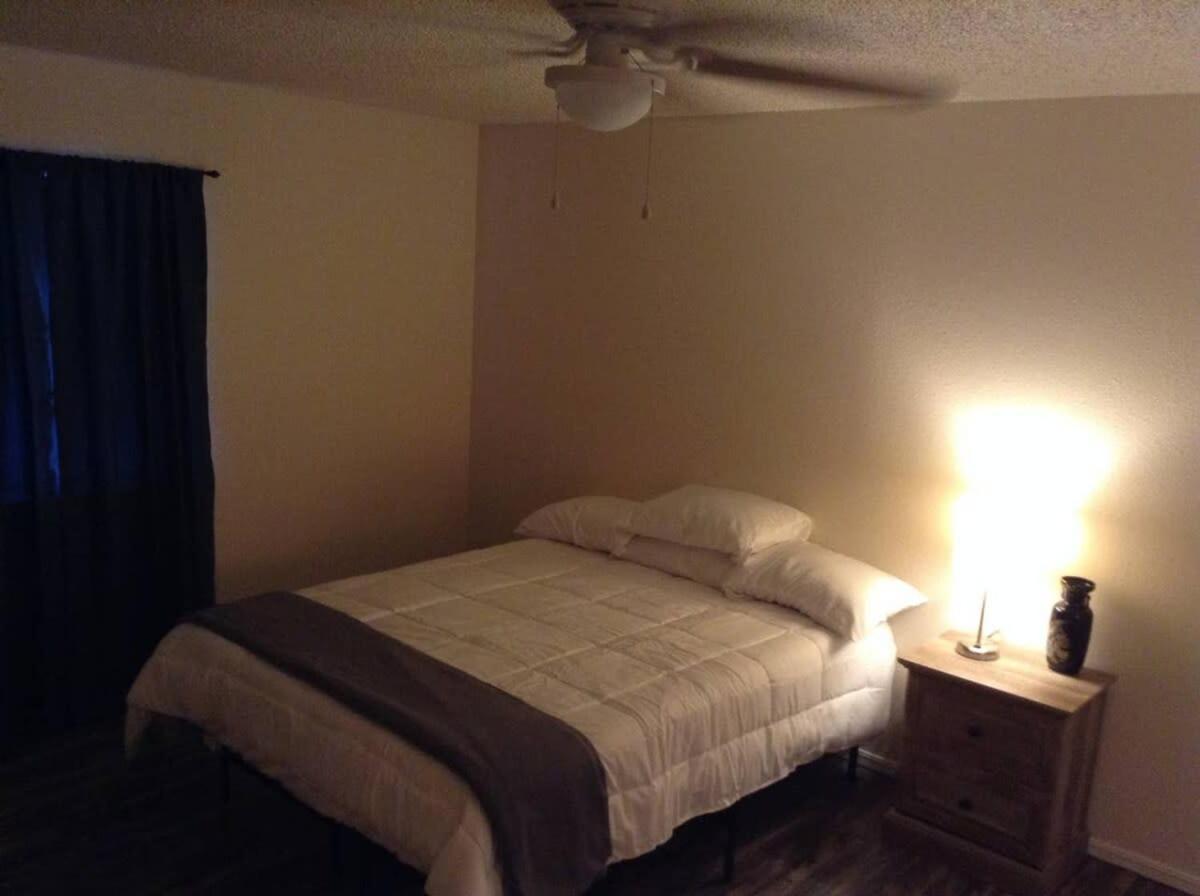 1 Bedroom Apartment For You! Next To Fort Sill ลอว์ตัน ภายนอก รูปภาพ